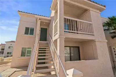 1948 Las Palmas Lane 279 Entry
