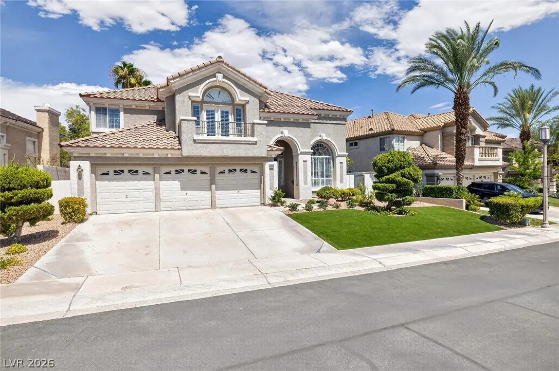 8824 Cortile Drive