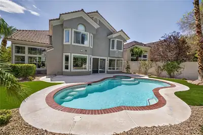 8824 Cortile Drive 