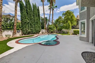 8824 Cortile Drive 