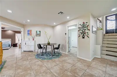 1161 Sax Fifth Avenue Dining Area