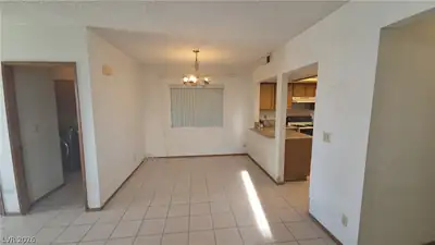 5312 Alpine Place Dining Area