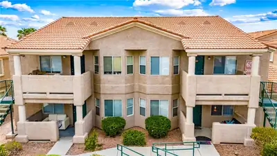 6553 McRae Avenue Las Vegas, NV 89108