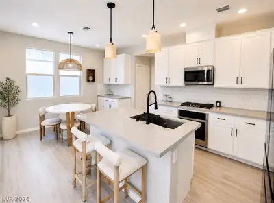 643 Solar Citrine Street, Las Vegas