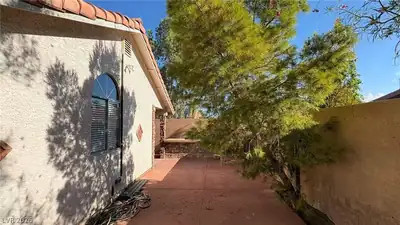 42 Quiet Desert Lane Patio