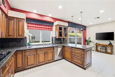 8271 Turtle Creek Circle Kitchen