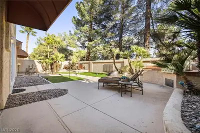 8271 Turtle Creek Circle Patio
