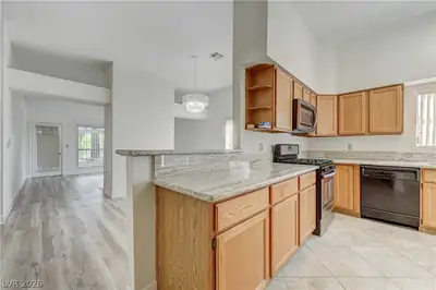5613 Port Barrington Way Kitchen