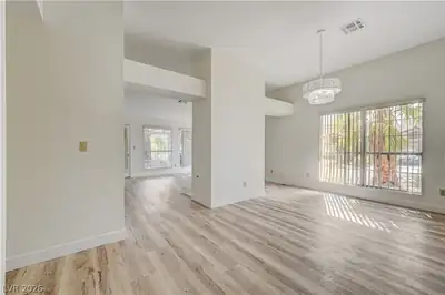 5613 Port Barrington Way Living Room