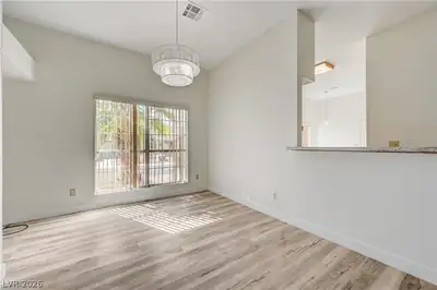 5613 Port Barrington Way Dining Area