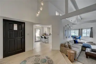 7615 Spanish Bay Drive Entrance Foyer
