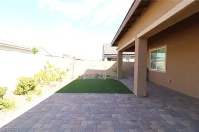 593 Chromatic Chord Court Patio