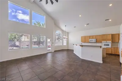 10008 Dusty Winds Avenue 
