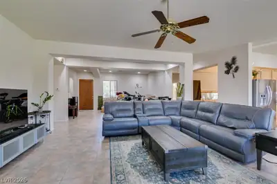 5658 New Seabury Living Room