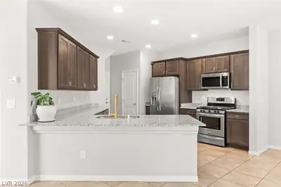 9225 Black Diamond Street Kitchen