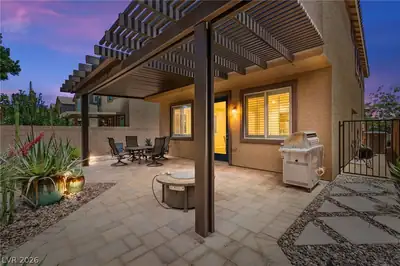 9225 Black Diamond Street Patio