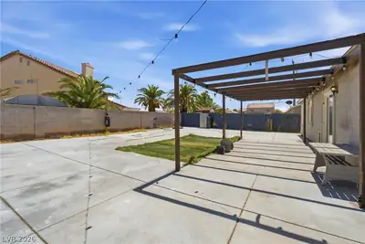 420 Battle Mountain Drive Patio