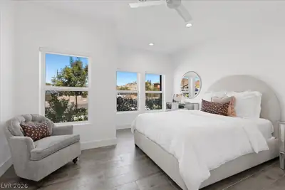 495 Railroad Avenue Primary Bedroom
