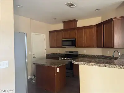 8141 Pink Desert Street Kitchen