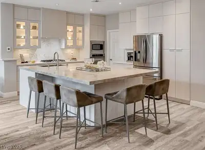 1913 Summer Pine Court 102 Las Vegas, NV 89134