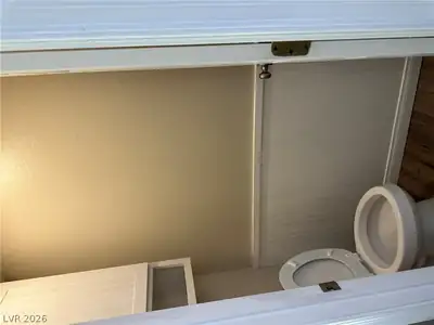 5904 Alimar Drive Bathroom