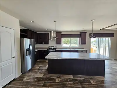 6360 Conestoga Parkway Kitchen
