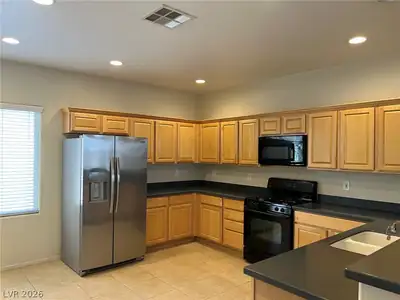 2990 Tara Murphy Drive Kitchen