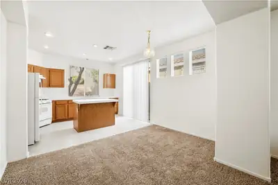 413 Magnolia Arbor Street Dining Area