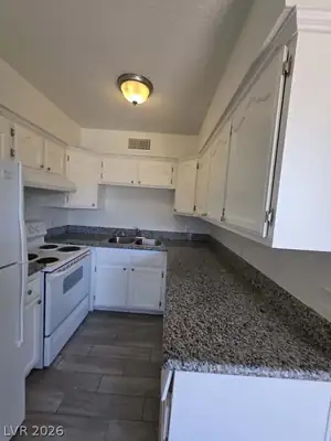 412 West Monroe Avenue 10 Kitchen