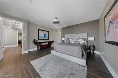 302 Shaded Canyon Drive Primary Bedroom