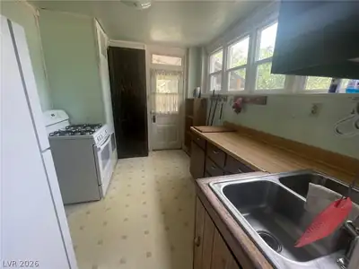 604 Murry Street, Ely, NV 89301 Kitchen