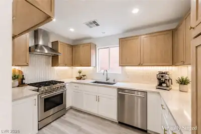 4044 Rocky Beach Drive Kitchen