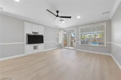2601 Bahama Point Avenue Living Room