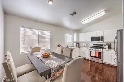 5528 Raven Creek Avenue Dining Area