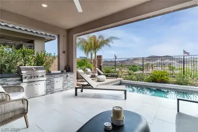 21 Faro De Marbella Court Patio