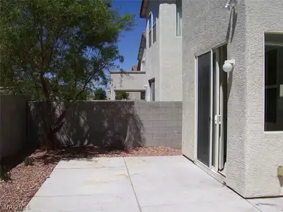 6539 Sunset Pines Street Patio