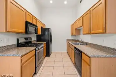8985 South Durango Drive 2096 Kitchen