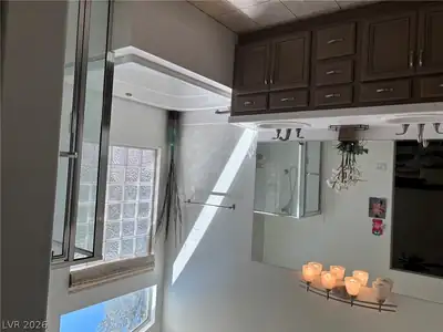 7815 Windward Road Primary Bathroom