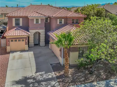 2129 Mistle Thrush Drive North Las Vegas, NV 89084