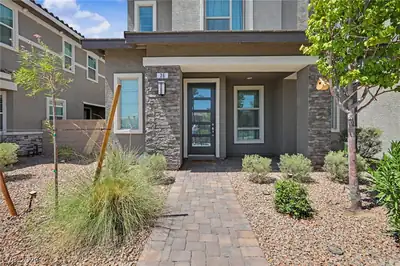 36 Kimberlite Drive 