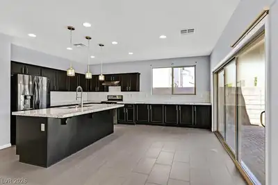 272 Finsbury Court Kitchen