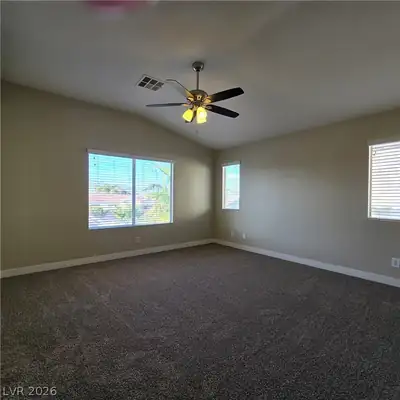 2506 Paradise Isle Avenue Bedroom