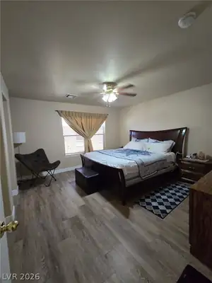 9014 Partridge Hill Street Primary Bedroom
