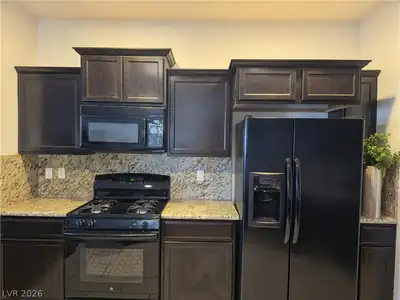 2880 Sparkling Sea Street Kitchen