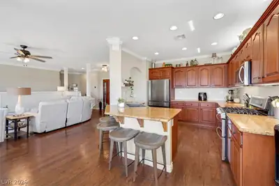 545 Opal Court Kitchen