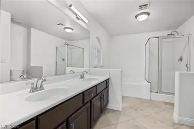 8470 Summers Ranch Court Primary Bathroom