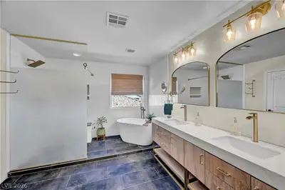 12297 Argent Bay Avenue Primary Bathroom