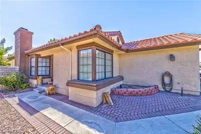 640 Whispering Palms Drive Front of Structure