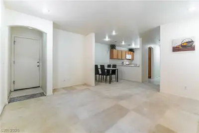 6706 Oxendale Avenue Living Room