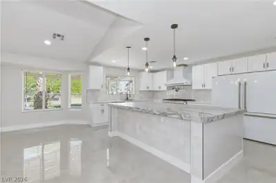 2920 Crown Ridge Drive Kitchen